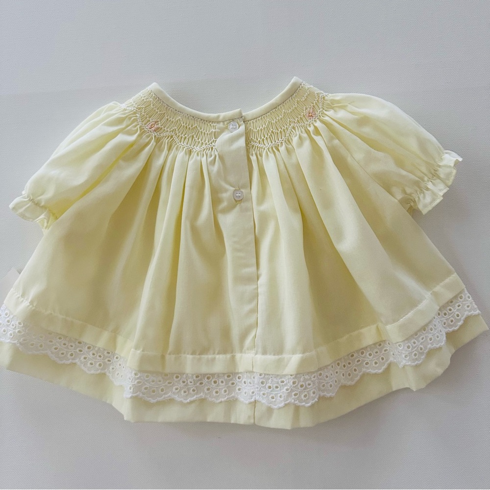 Vintage Baby Girl 9 Months Yellow Smocked Top & Diaper Cover Set Outfit NWT - Picture 6 of 6